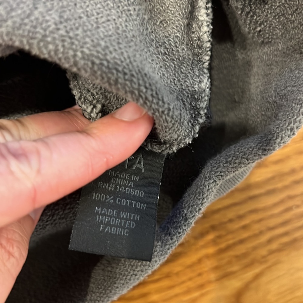 SOLD - RTA Cropped Sweatshirt XS EUC - Picture 3 of 3